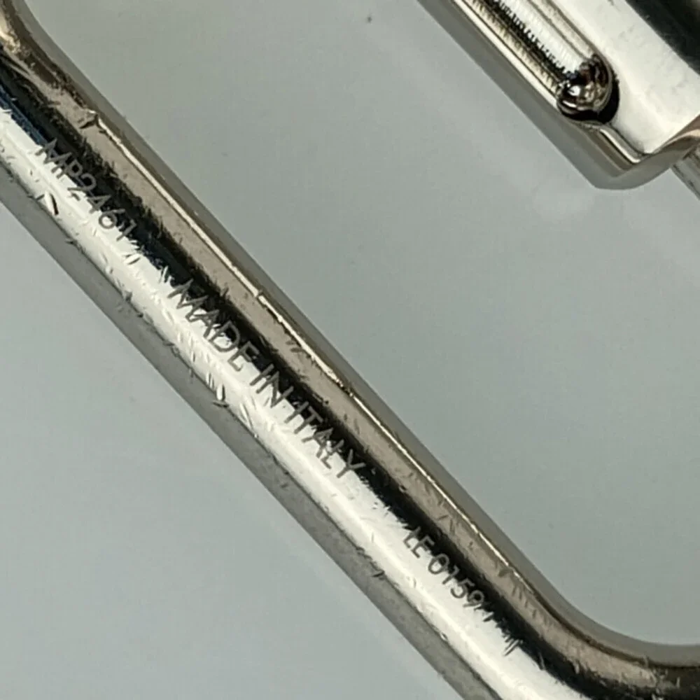 LOUIS VUITTON Black Necklace - Picture 8 of 10